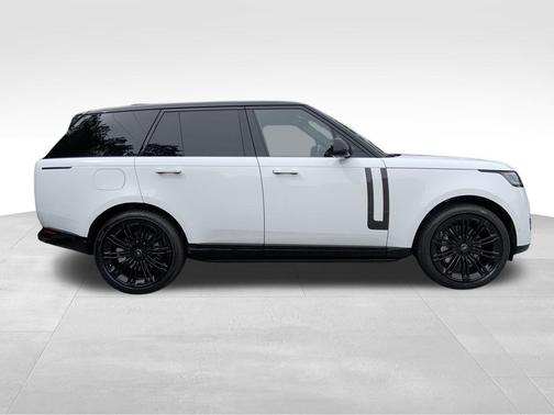 2025 Land Rover Range Rover P530 SE