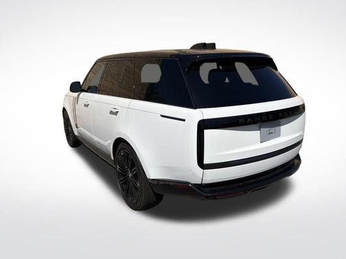 Fuji White 2025 Land Rover Range Rover P530 SE