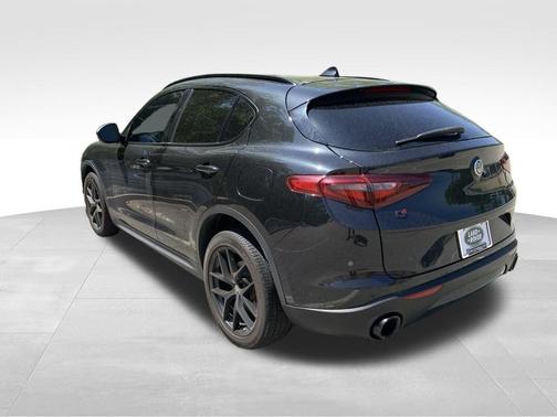 2020 Alfa Romeo Stelvio Base