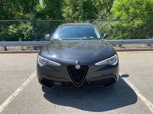 2020 Alfa Romeo Stelvio Base