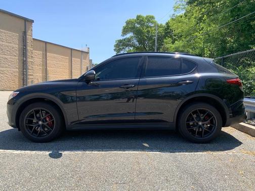 2020 Alfa Romeo Stelvio Base