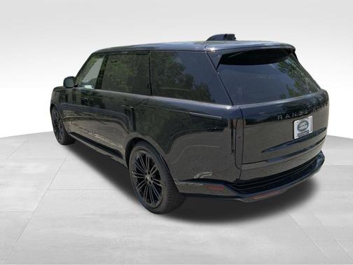 2025 Land Rover Range Rover P400 SE 7 Seat