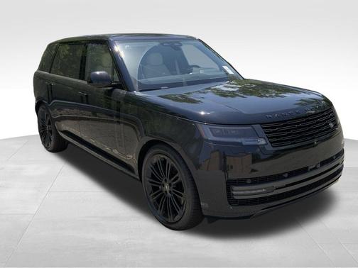 2025 Land Rover Range Rover P400 SE 7 Seat