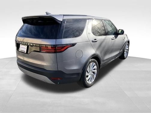 2025 Land Rover Discovery P300 S