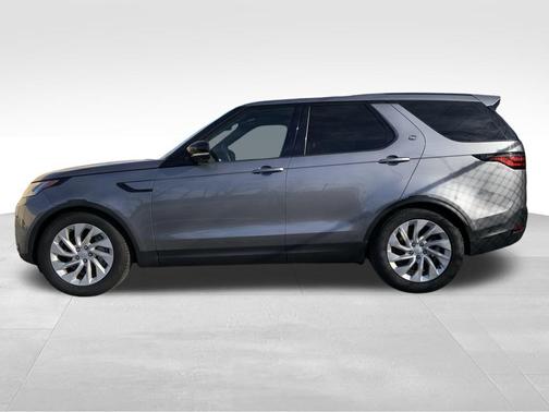 2025 Land Rover Discovery P300 S