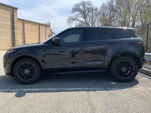 2024 Land Rover Range Rover Evoque Dynamic SE
