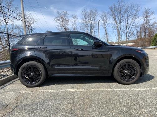 2024 Land Rover Range Rover Evoque Dynamic SE