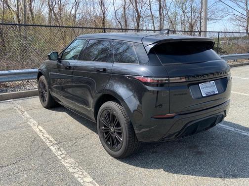2024 Land Rover Range Rover Evoque Dynamic SE