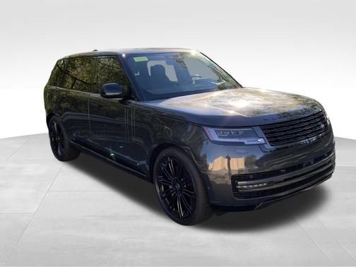2025 Land Rover Range Rover P400 SE 7 Seat
