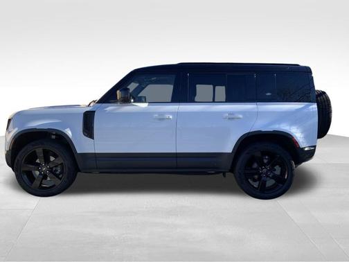 2024 Land Rover Defender P300