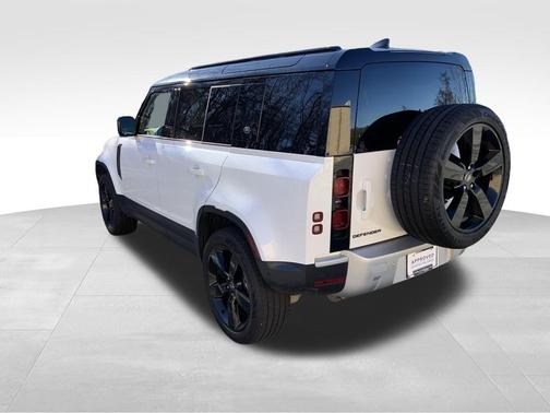 2024 Land Rover Defender P300