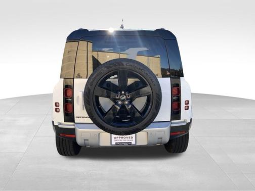 2024 Land Rover Defender P300