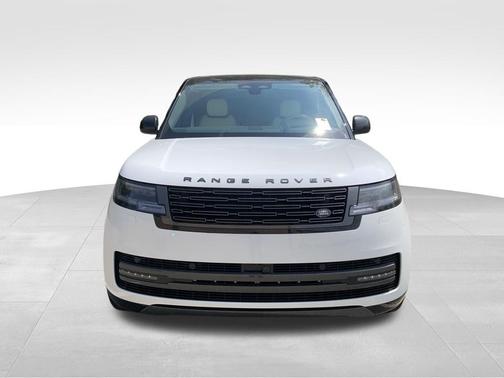 2025 Land Rover Range Rover P400 SE