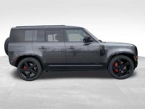 2026 Land Rover Defender 110 X