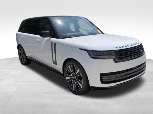 2025 Land Rover Range Rover P400 SE 7 Seat