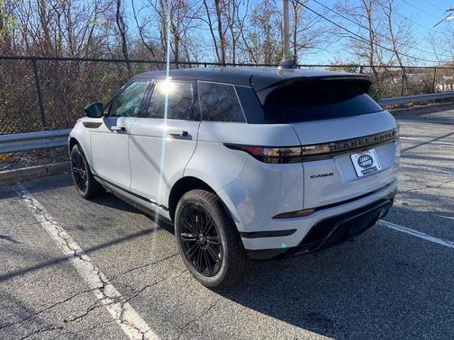2025 Land Rover Range Rover Evoque Dynamic SE