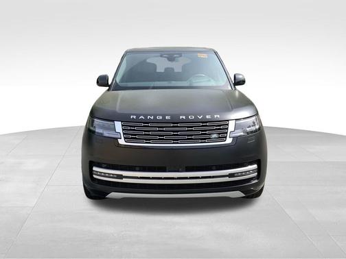 2025 Land Rover Range Rover P550e Autobiography