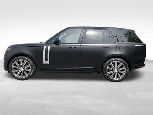 2025 Land Rover Range Rover P550e Autobiography