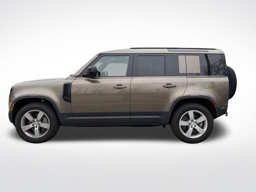 Gondwana Stone 2025 Land Rover Defender P300