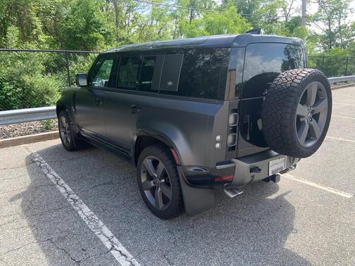 2024 Land Rover Defender P525 Carpathian Edition
