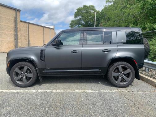 2024 Land Rover Defender P525 Carpathian Edition