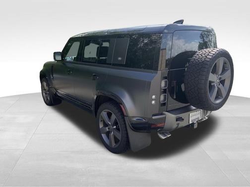 2024 Land Rover Defender P525 Carpathian Edition