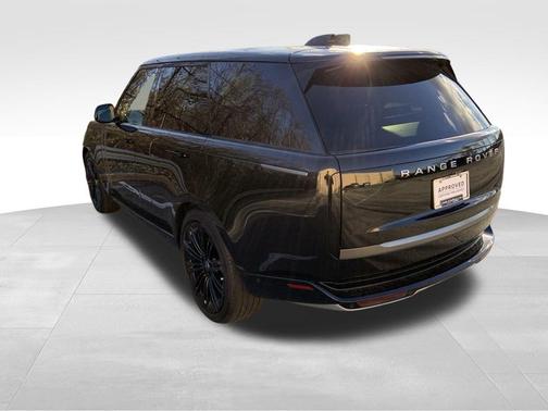 2024 Land Rover Range Rover P530 SE