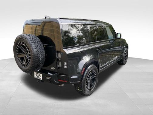 2022 Land Rover Defender 110 X
