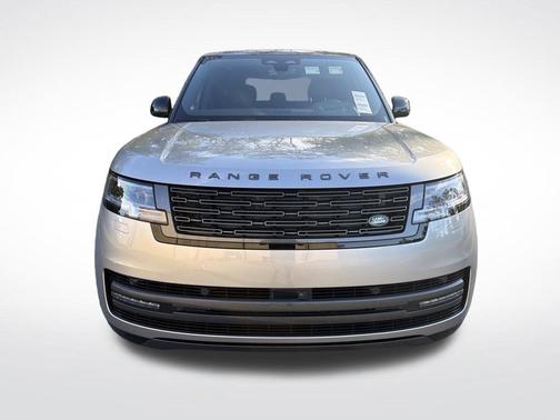 Flux Silver Ultra Metallic Gloss 2027 Land Rover Range Rover SE