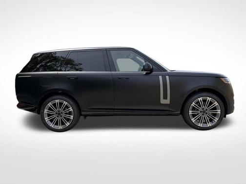 Obsidian Black Satin 2026 Land Rover Range Rover P400 SE
