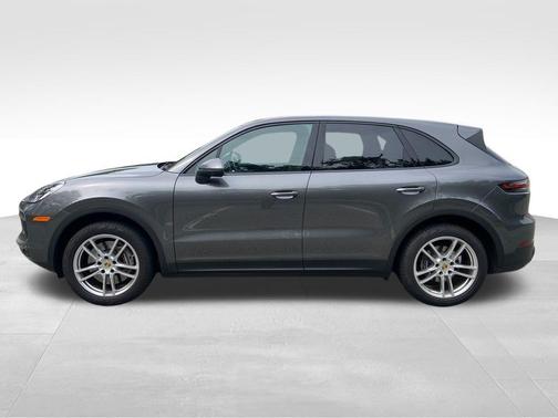 2021 Porsche Cayenne Base