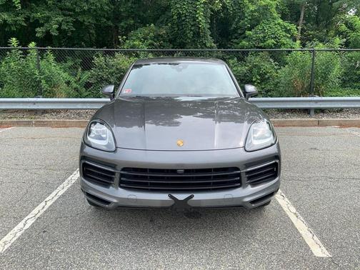 2021 Porsche Cayenne Base