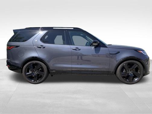 2024 Land Rover Discovery P360 Dynamic SE