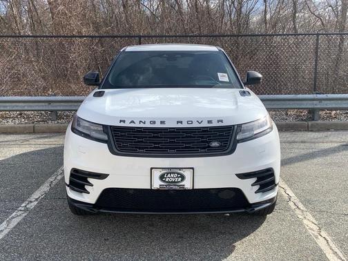 2026 Land Rover Range Rover Velar Dynamic SE
