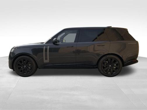 2025 Land Rover Range Rover P400 SE