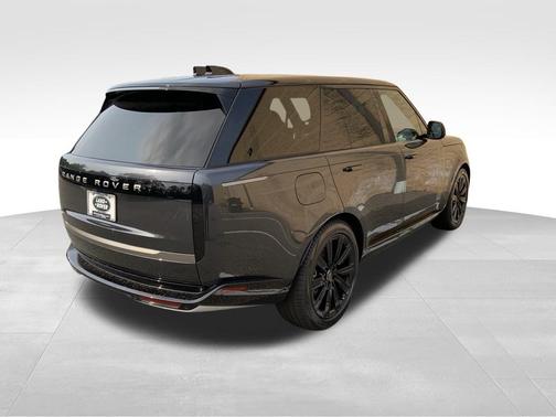 2025 Land Rover Range Rover P400 SE