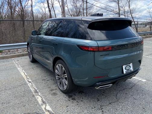 2025 Land Rover Range Rover Sport P460 Dynamic SE