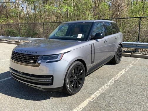 2025 Land Rover Range Rover P550e SE