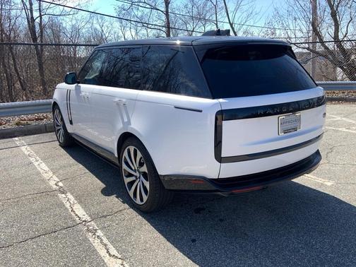 2023 Land Rover Range Rover P400 SE