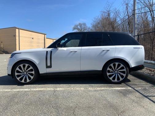 2023 Land Rover Range Rover P400 SE