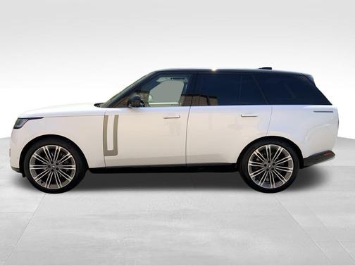 2025 Land Rover Range Rover P530 SE