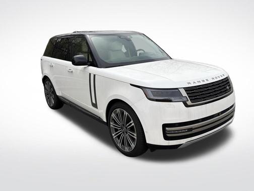 Icy White In Gloss Finish 2025 Land Rover Range Rover P530 SE