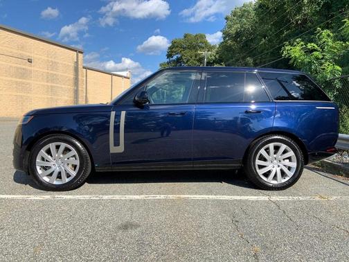 2023 Land Rover Range Rover P400 SE