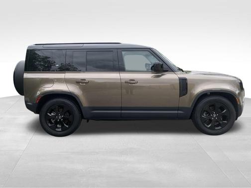 2024 Land Rover Defender P300