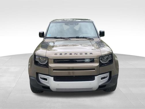 2024 Land Rover Defender P300