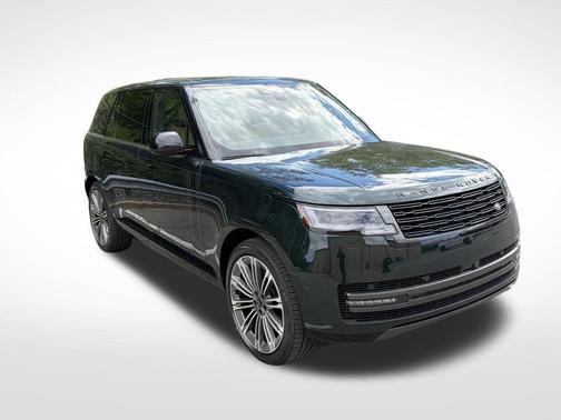 British Racing Green 2026 Land Rover Range Rover P400 SE 7 Seat