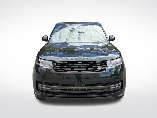 British Racing Green 2026 Land Rover Range Rover P400 SE 7 Seat