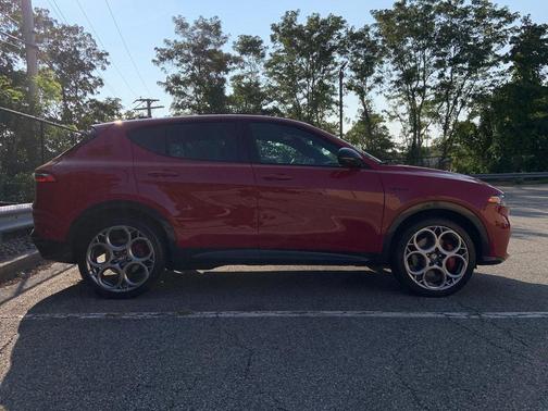 2024 Alfa Romeo Tonale Veloce