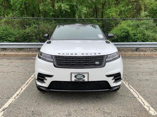 2026 Land Rover Range Rover Velar P250 Dynamic SE