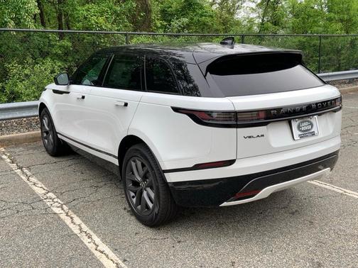 2026 Land Rover Range Rover Velar P250 Dynamic SE